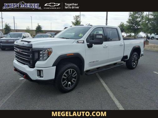 Summit White 2020 GMC Sierra 2500 AT4