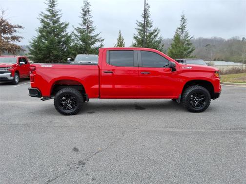 2022 Chevrolet Silverado 1500 Custom Trail Boss