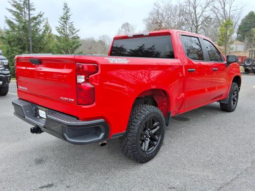 2022 Chevrolet Silverado 1500 Custom Trail Boss