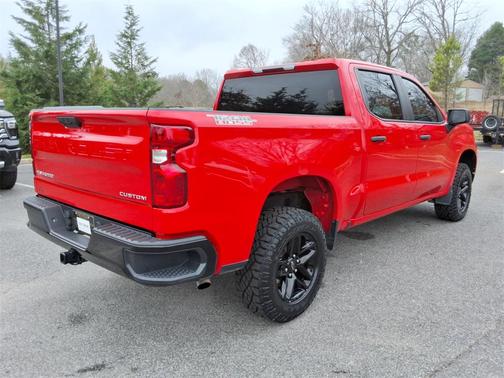 2022 Chevrolet Silverado 1500 Custom Trail Boss