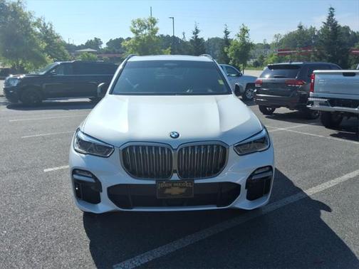 2020 BMW X5 M50i