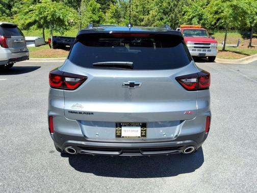 Sterling Gray Metallic 2026 Chevrolet Trailblazer RS