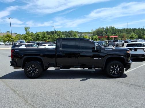 2022 Chevrolet Silverado 2500 High Country