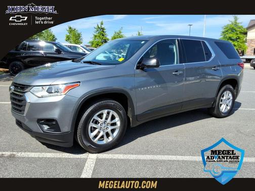 Satin Steel Metallic 2019 Chevrolet Traverse LS