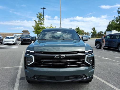 2025 Chevrolet Tahoe RST