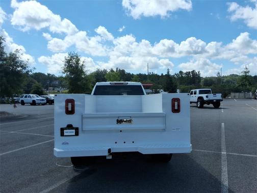 2025 Chevrolet Silverado 3500 WT