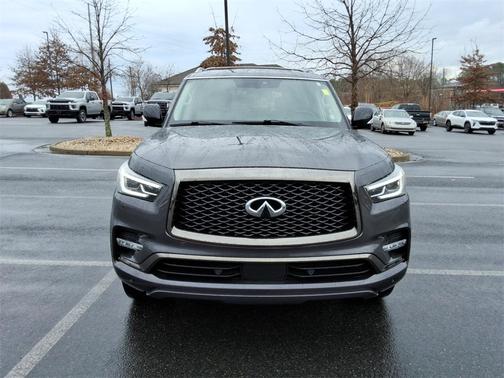 2022 INFINITI QX80 Premium Select