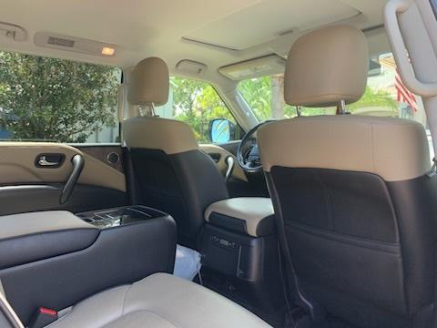 2022 INFINITI QX80 Premium Select