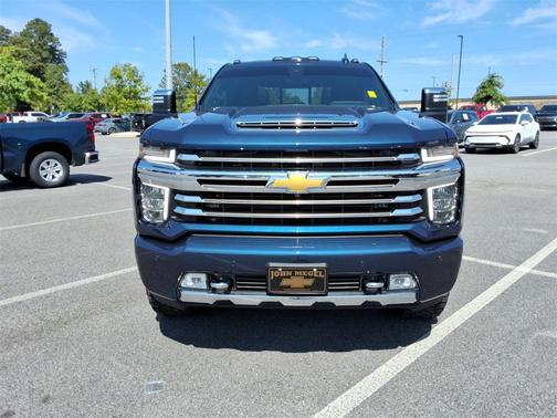 2023 Chevrolet Silverado 3500 High Country