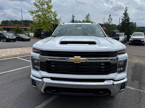 2025 Chevrolet Silverado 3500 LT