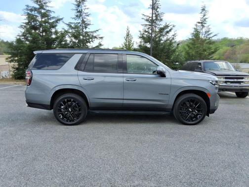 Satin Steel Metallic 2022 Chevrolet Tahoe 4WD RST