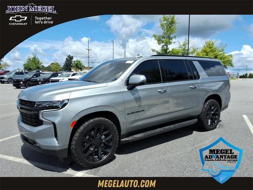 2023 Chevrolet Suburban RST