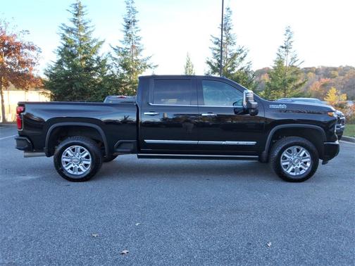 2025 Chevrolet Silverado 3500 High Country