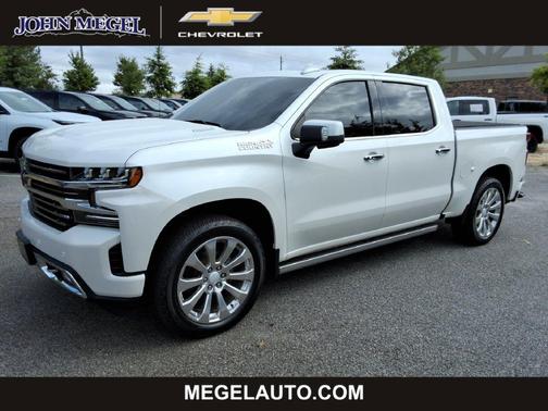 Iridescent Pearl Tricoat 2020 Chevrolet Silverado 1500 High Country