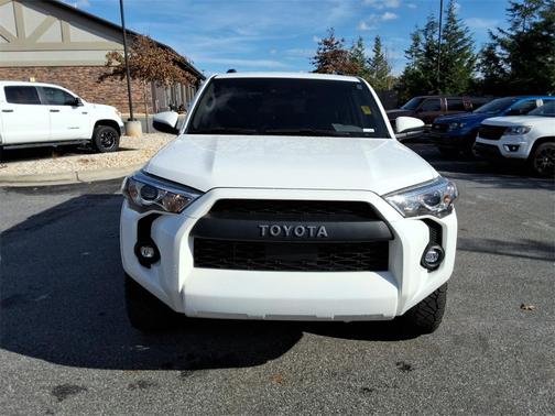 2023 Toyota 4Runner SR5