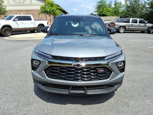 Sterling Gray Metallic 2026 Chevrolet Trailblazer RS