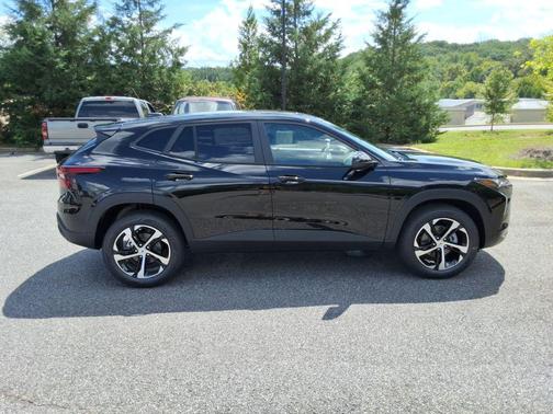 Mosaic Black Metallic 2026 Chevrolet Trax FWD 1RS
