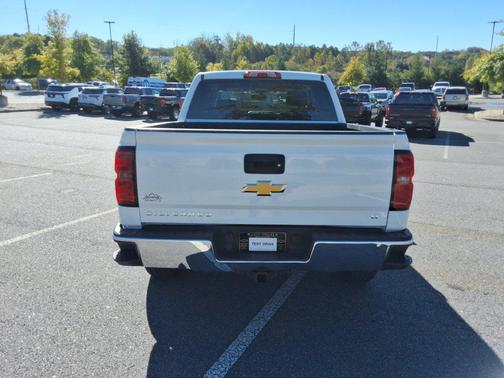 Summit White 2015 Chevrolet Silverado 1500 2LT