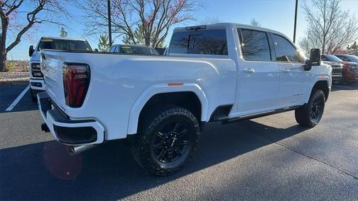 2024 GMC Sierra 2500 AT4