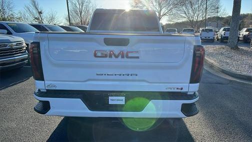 2024 GMC Sierra 2500 AT4