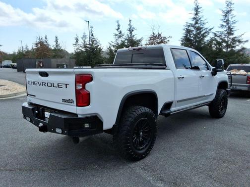 2024 Chevrolet Silverado 3500 High Country