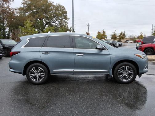 2016 INFINITI QX60 Base