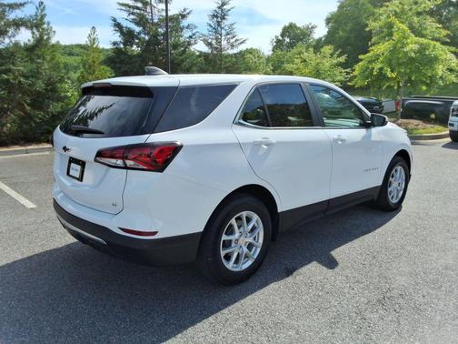 Summit White 2024 Chevrolet Equinox 1LT