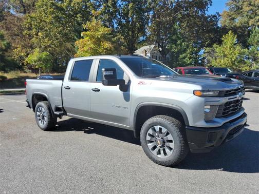 2026 Chevrolet Silverado 2500 Custom