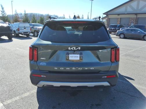 2022 Kia Sorento SX