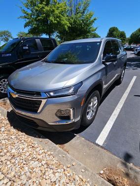 Sterling Gray Metallic 2023 Chevrolet Traverse LS