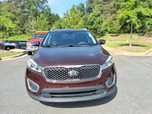 2017 Kia Sorento LX
