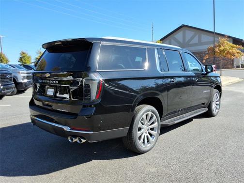 2025 Chevrolet Suburban Premier