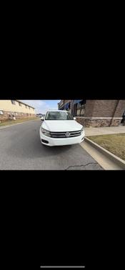 2017 Volkswagen Tiguan 2.0T Wolfsburg Edition