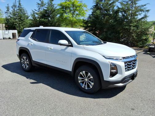 Summit White 2026 Chevrolet Equinox 1LT