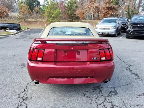 2004 Ford Mustang GT