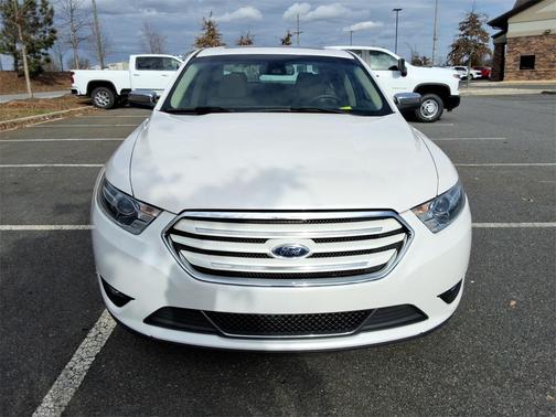 2019 Ford Taurus Limited