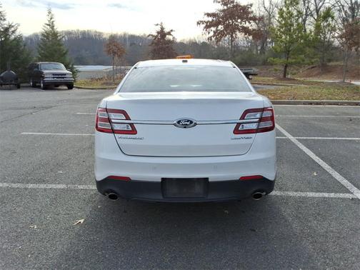 2019 Ford Taurus Limited