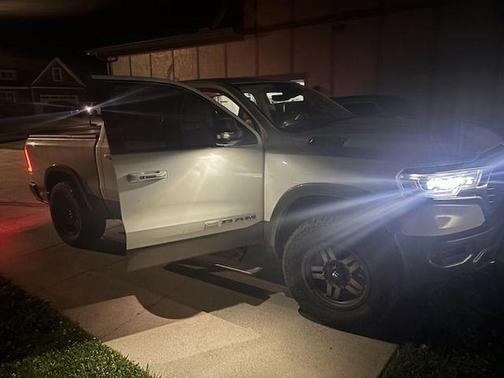 Ivory White Tri-Coat Pearlcoat 2020 RAM 1500 Limited