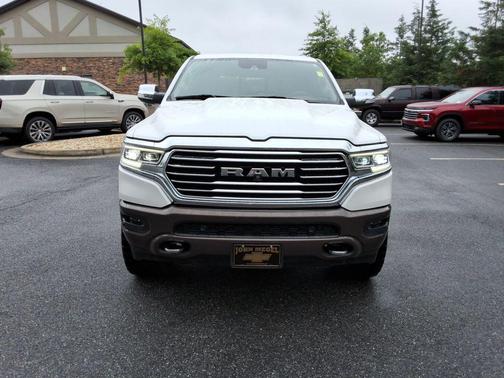 Ivory White Tri-Coat Pearlcoat 2020 RAM 1500 Longhorn