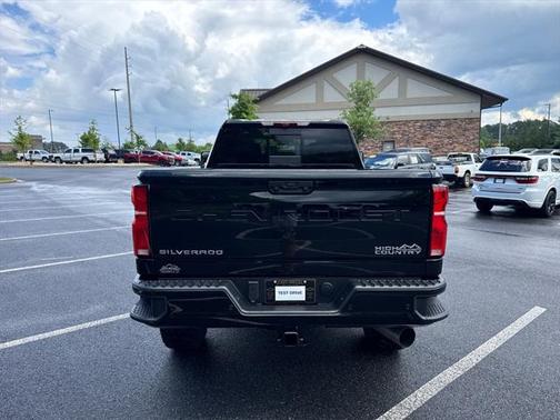 2025 Chevrolet Silverado 3500 High Country