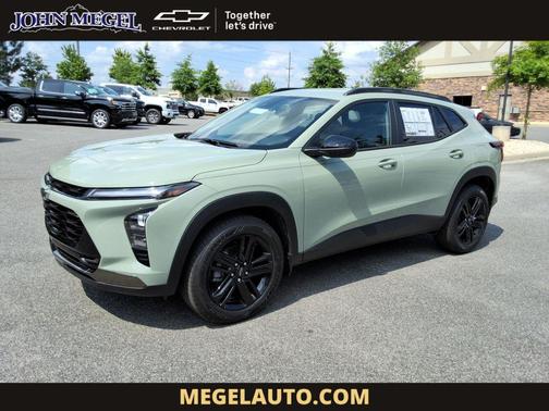 Cacti Green 2026 Chevrolet Trax FWD ACTIV