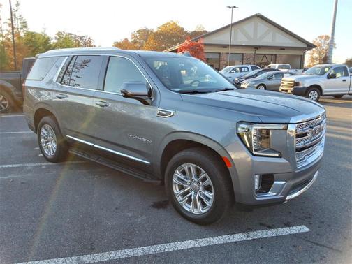 2022 GMC Yukon SLT