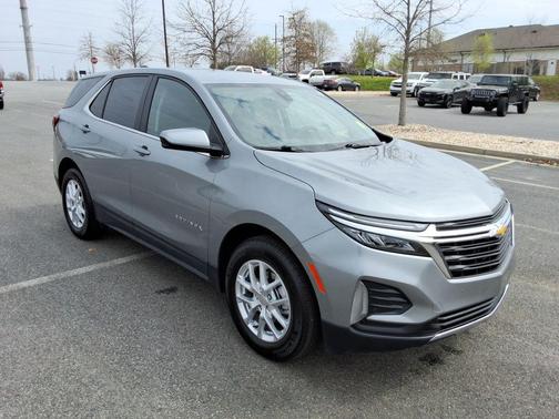 Sterling Gray Metallic 2024 Chevrolet Equinox 1LT