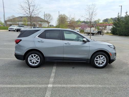 Sterling Gray Metallic 2024 Chevrolet Equinox 1LT