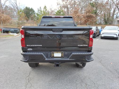 Black 2026 Chevrolet Silverado 2500 Custom