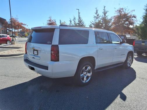 2017 Chevrolet Suburban LT