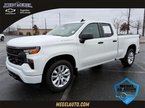 2022 Chevrolet Silverado 1500 Custom