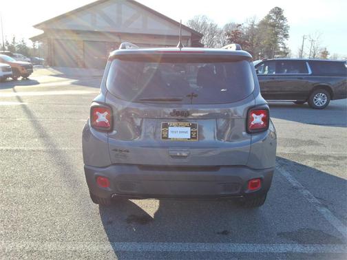 2022 Jeep Renegade Altitude