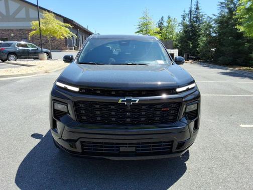 Mosaic Black Metallic 2026 Chevrolet Traverse RS