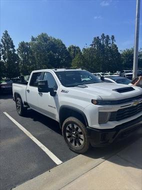 2024 Chevrolet Silverado 2500 Custom